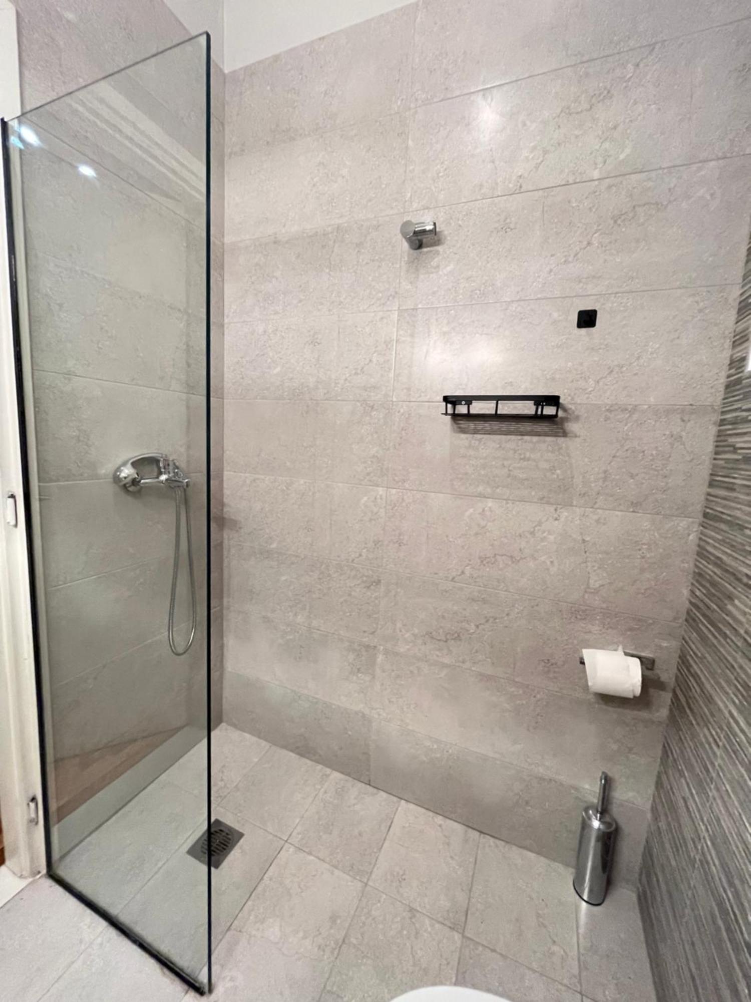 Sm Athens Apartment ภายนอก รูปภาพ